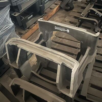 Excavator chain guard, chain protector, wear-resistant components, chain holder