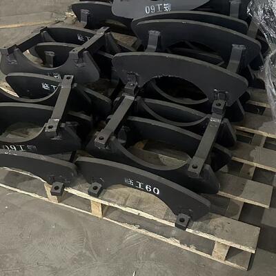 Excavator chain guard, chain protector, wear-resistant components, chain holder
